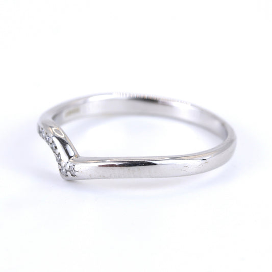 9K White Gold Diamond Ring