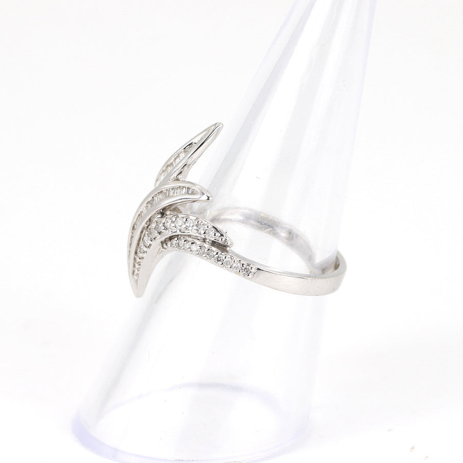 18K White Gold 0.35ct Diamond Ring (DR329) – Pre-Loved
