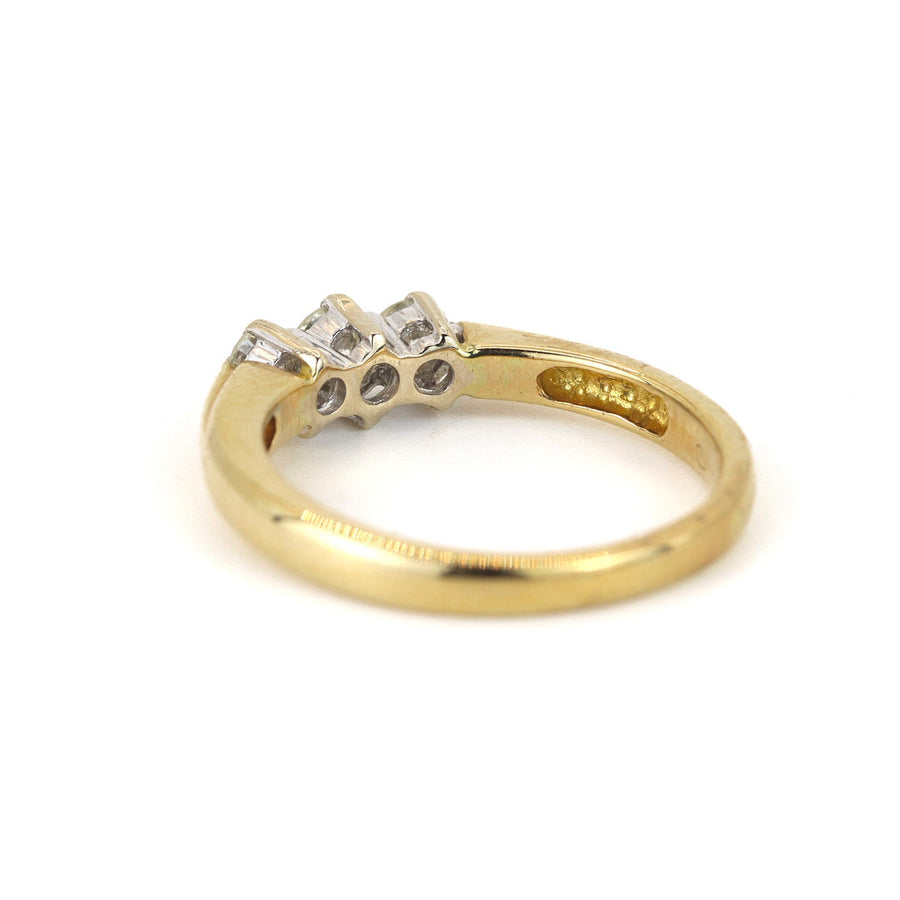 UK Hallmarked 18K White & Yellow Gold 0.10ct Diamond Ring – Pre-Loved