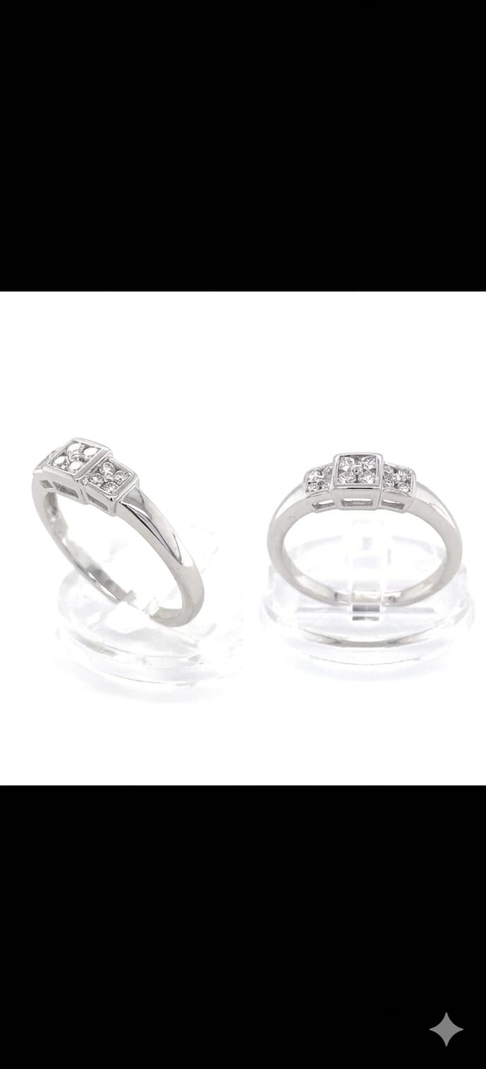 18K White Gold 0.25ct Diamond Ring – Pre-Loved