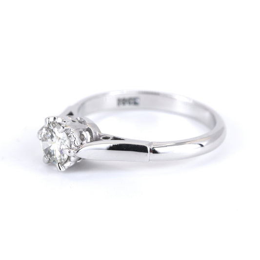 18K White Gold Diamond Ring