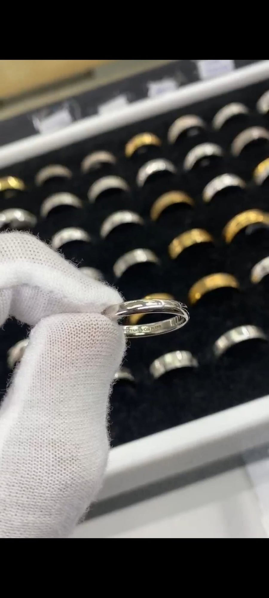 Tiffany & Co Platinum 950 Band (OWB249) – Pre-Loved