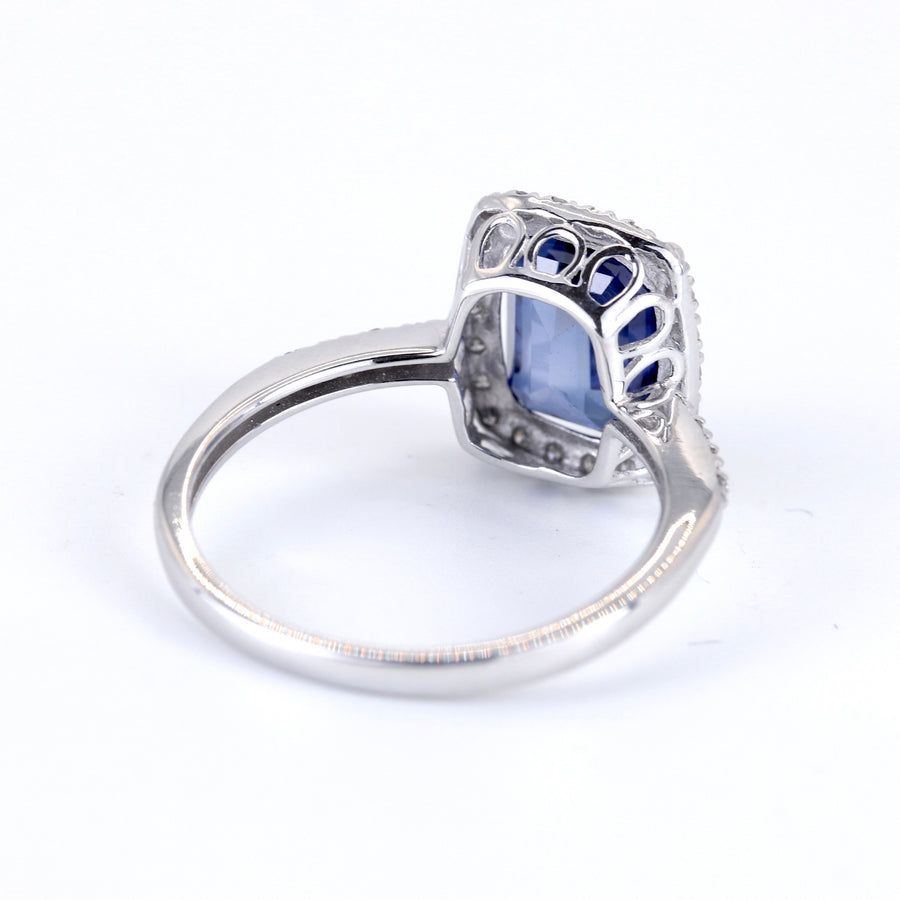 9K White Gold Gemstone & Diamond Ring – Pre-Loved