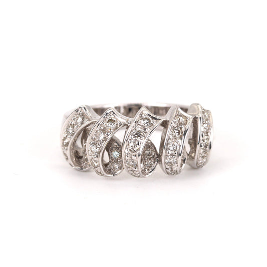 18K White Gold Diamond Ring