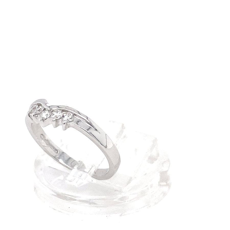 Platinum 950 Diamond Ring (DET511) – Pre-Loved