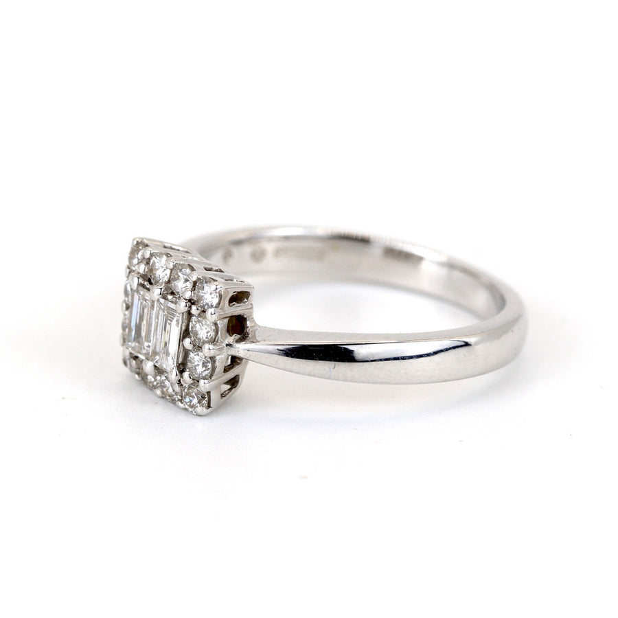 18K White Gold Diamond Ring (DR242) – Pre-Loved