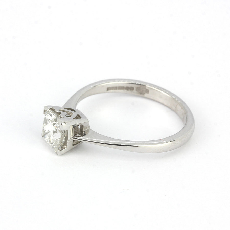 18K White Gold 0.85ct Diamond Ring – Pre-Loved
