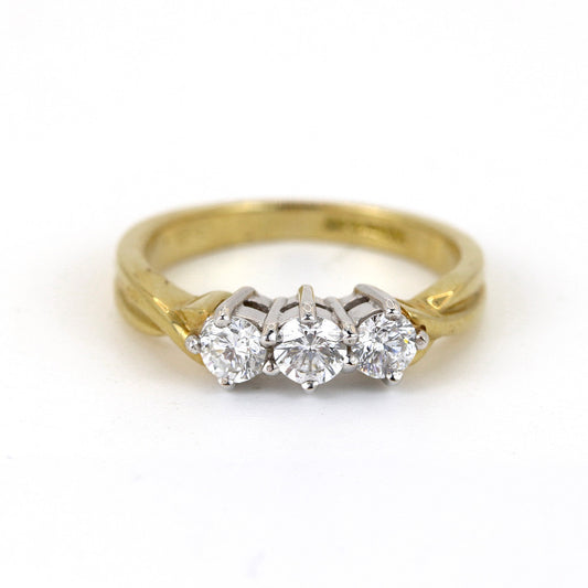 18K White & Yellow Gold Diamond Ring