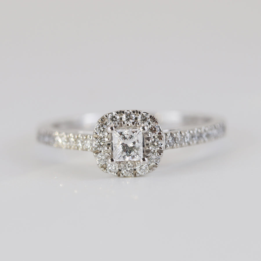 18K White Gold 0.50ct Diamond Ring