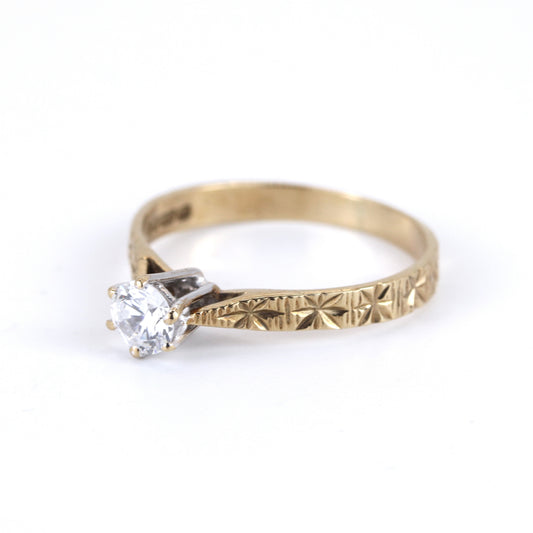 9K White & Yellow Gold Cubic Zirconia Ring
