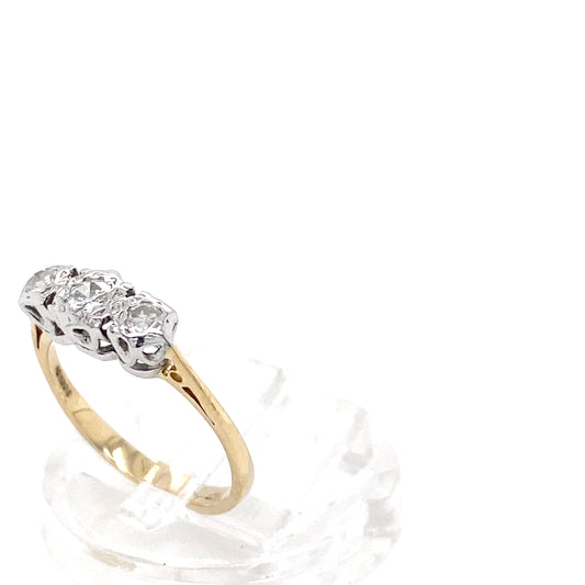 18K Yellow Gold Diamond Ring
